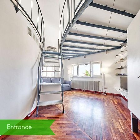 Splendid Apartment In The Historic Center Milan Bagian luar foto