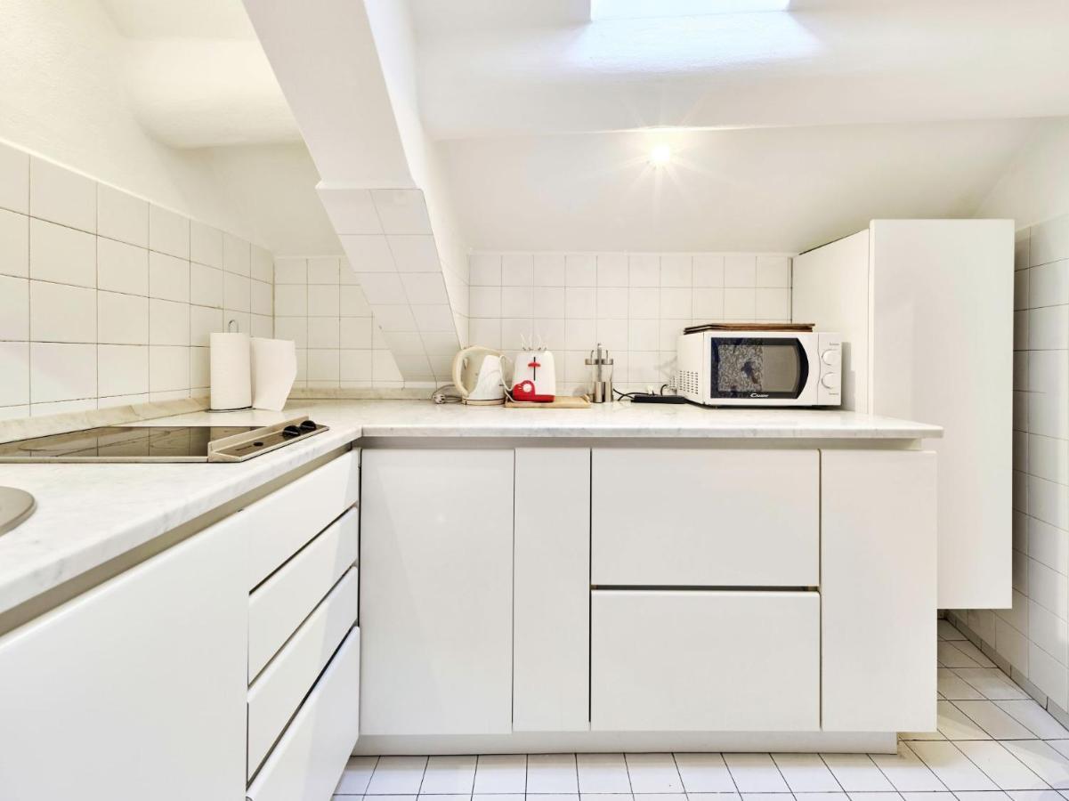 Splendid Apartment In The Historic Center Milan Bagian luar foto