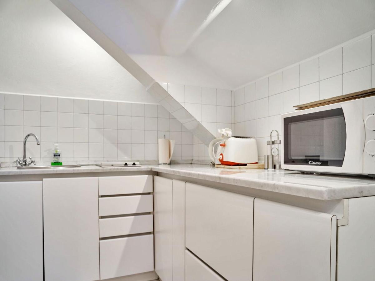 Splendid Apartment In The Historic Center Milan Bagian luar foto